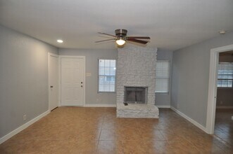 12520 Esplanade St-Unit -#A in Austin, TX - Building Photo - Building Photo
