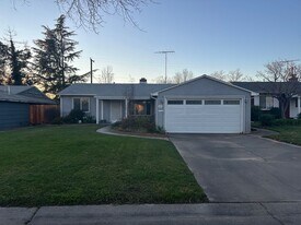 2025 Neptune Way in Sacramento, CA - Building Photo