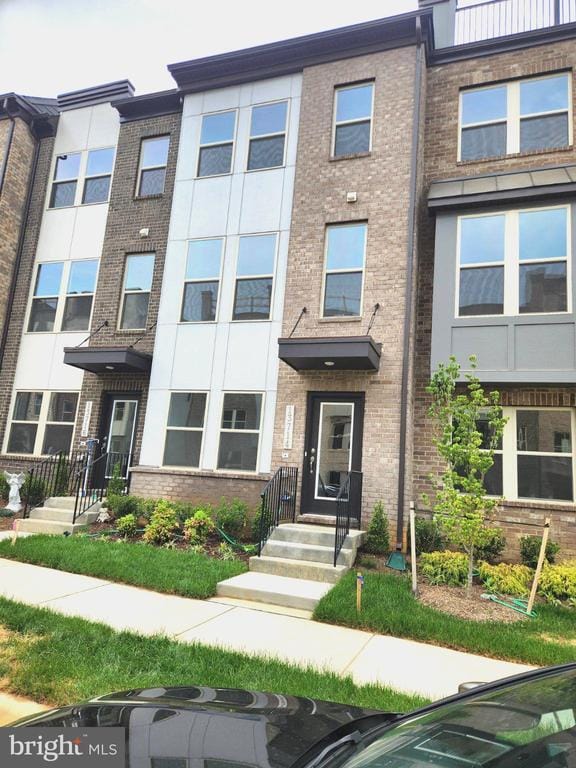 property at 13714 Cobble Lp