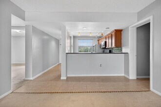 3507 Village Blvd in West Palm Beach, FL - Building Photo - Building Photo