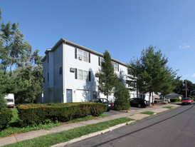 140 Daly Ave Apartamentos