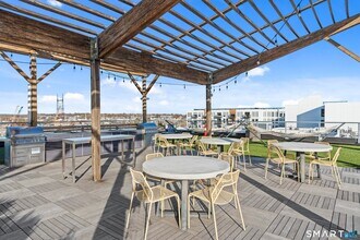 19 Day St, Unit 308 in Norwalk, CT - Building Photo - Building Photo