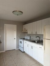 5793 Oleander Dr in Orlando, FL - Building Photo - Building Photo