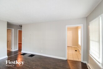 1823 Lee St in Decatur, GA - Building Photo - Building Photo
