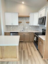 5496 N Toben Dr in Bel Aire, KS - Building Photo - Building Photo