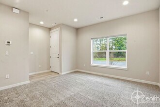 18212 NE 47th Ave in Vancouver, WA - Building Photo - Building Photo