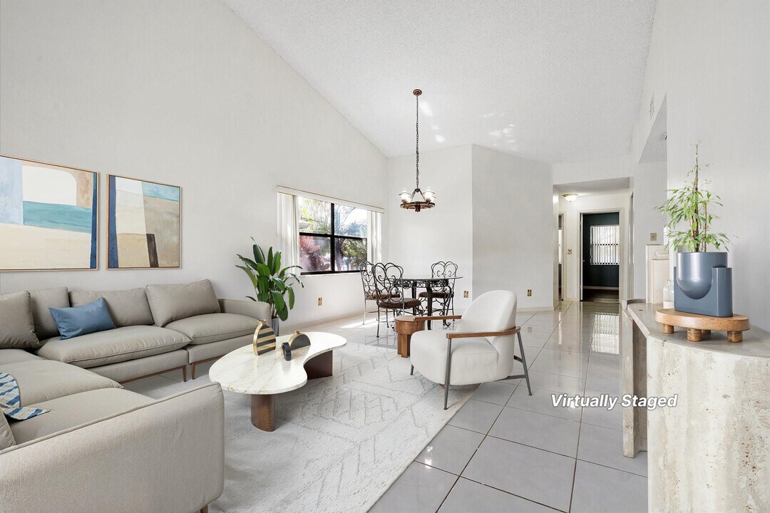 3550 NW 95th Terrace in Sunrise, FL - Building Photo