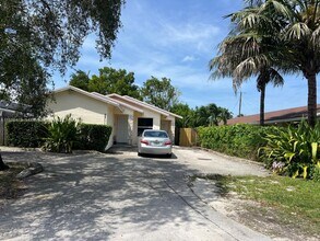 2311 Coolidge St in Hollywood, FL - Building Photo - Building Photo