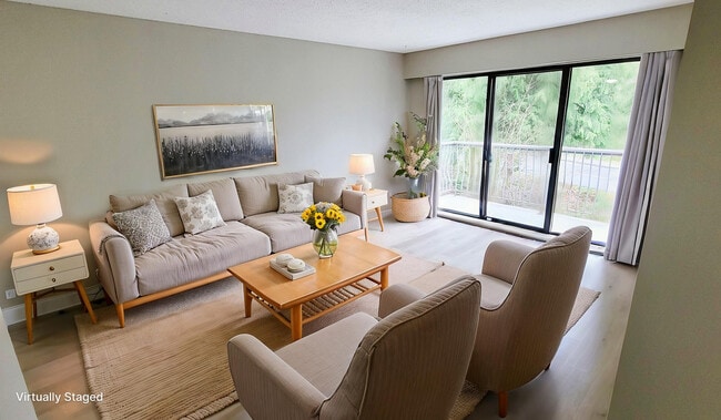 Hillside Terrace in Abbotsford, BC - Foto de edificio - Building Photo