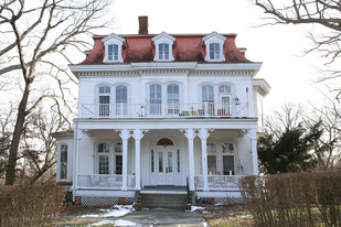 1813 South Rd in Baltimore, MD - Building Photo
