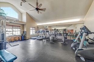 980 Lake Isabella Way in San Jose, CA - Building Photo