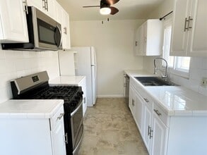 8300-8302 Pershing Dr in Los Angeles, CA - Building Photo - Building Photo