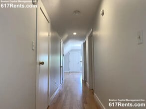 25 Moreland St, Unit 3 in Somerville, MA - Foto de edificio - Building Photo