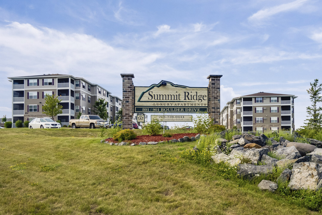 Summit Ridge Luxury Apartments Photo