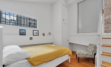 29 W 27th St in New York, NY - Building Photo - Interior Photo