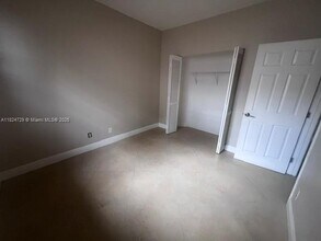 14909 SW 50th Ct in Davie, FL - Foto de edificio - Building Photo