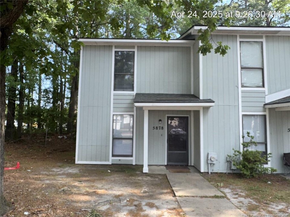 5878 Aftonshire Dr in Fayetteville, NC - Building Photo