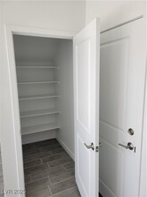 187 Jaldena Ln in Henderson, NV - Building Photo - Building Photo