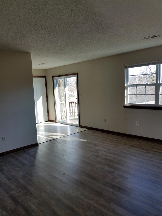 1 Cherry Tree Ln, Unit 1 in Glen Carbon, IL - Building Photo - Building Photo