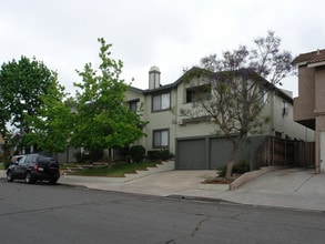 3805 Herbert St in San Diego, CA - Foto de edificio - Building Photo