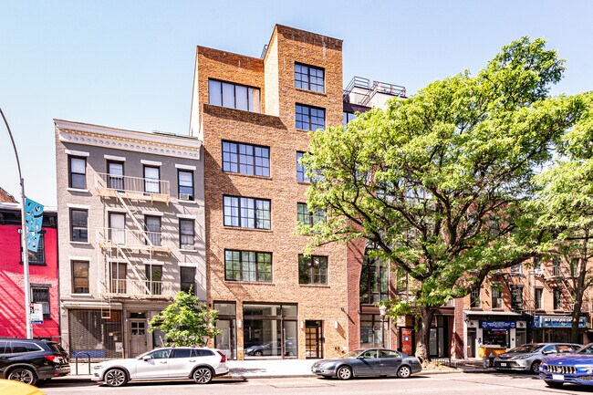 330 Atlantic Avenue in Brooklyn, NY - Building Photo - Building Photo