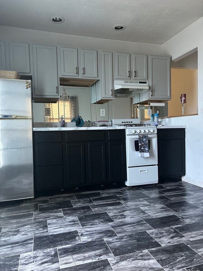 7 Munson St in Medford, NY - Building Photo - Building Photo