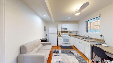 4566 Sierra Dr in Honolulu, HI - Foto de edificio - Building Photo