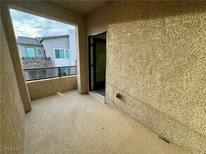 337 Laurel Peak Dr in Henderson, NV - Building Photo - Building Photo