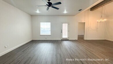 2009 102nd St in Lubbock, TX - Building Photo - Building Photo