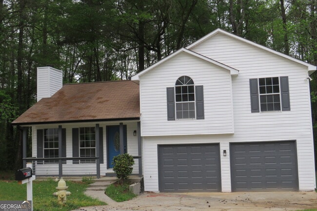 2060 Bedford Ct in Lithonia, GA - Building Photo - Building Photo