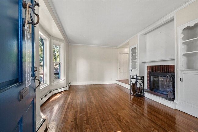 1337 Pleasant St in Worcester, MA - Building Photo - Building Photo