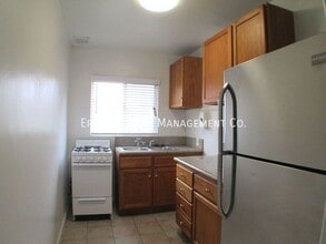 815 E 9th St in Long Beach, CA - Building Photo - Building Photo