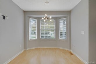 41306 Cornell Dr in Novi, MI - Building Photo - Building Photo