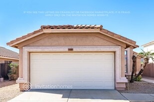 2406 S Navajo Way in Chandler, AZ - Building Photo