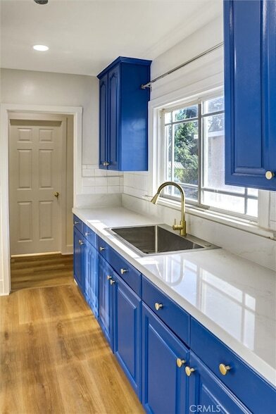 950 E 48th St, Unit NA-1257 in Los Angeles, CA - Building Photo - Building Photo