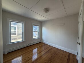 94 Morrison Ave, Unit 3 in Somerville, MA - Building Photo - Building Photo