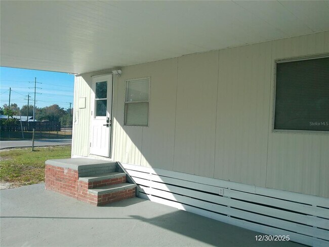 2115 Bailey Rd in Mulberry, FL - Building Photo - Building Photo