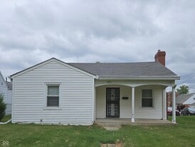 830 Berkley Rd in Indianapolis, IN - Building Photo