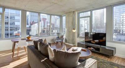 630 W Randolph St in Chicago, IL - Building Photo - Building Photo