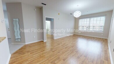 7990 Baymeadows Rd E in Jacksonville, FL - Building Photo - Building Photo
