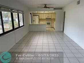 1215 SE 2nd Ct-Unit -4 in Fort Lauderdale, FL - Building Photo - Building Photo