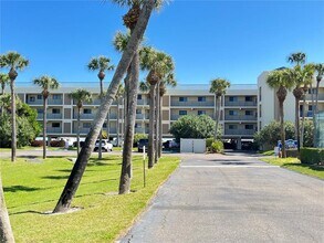 363 Pinellas Bayway S in Tierra Verde, FL - Building Photo - Building Photo