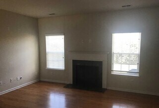 6411 Hermsley Rd in Charlotte, NC - Building Photo - Building Photo