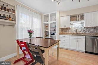 18240 Smoke House Ct in Germantown, MD - Building Photo - Building Photo