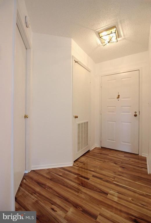 2100 Lee Hwy in Arlington, VA - Building Photo - Building Photo