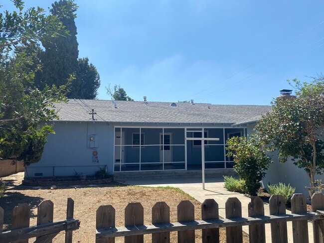 507 E Adams Ave in Orange, CA - Building Photo - Building Photo