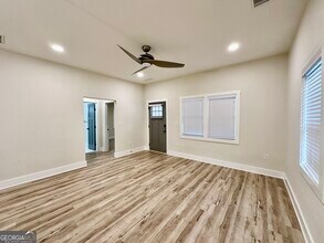 942 Parsons St SW in Atlanta, GA - Building Photo - Building Photo