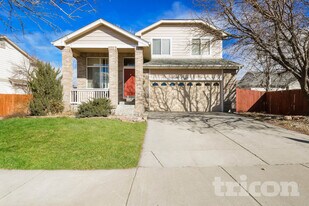 15847 E 99th Pl in Commerce City, CO - Building Photo