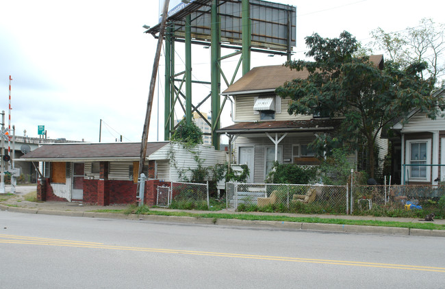 203 Market Dr in Charleston, WV - Building Photo - Building Photo