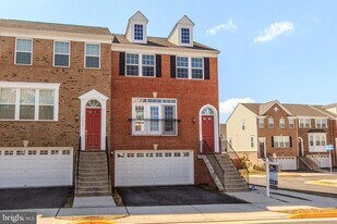 6266 Summit Point Ct in Alexandria, VA - Building Photo